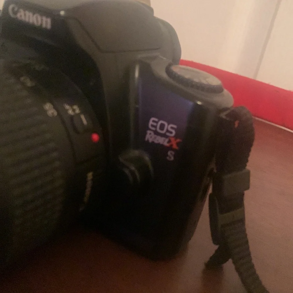 Canon EOS Rebel XS